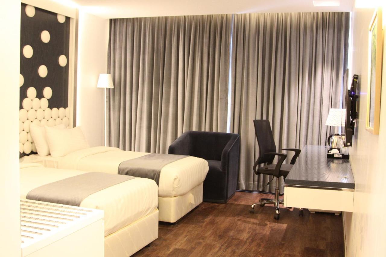 Grace 21 Smart Hotel Dháka Exteriér fotografie